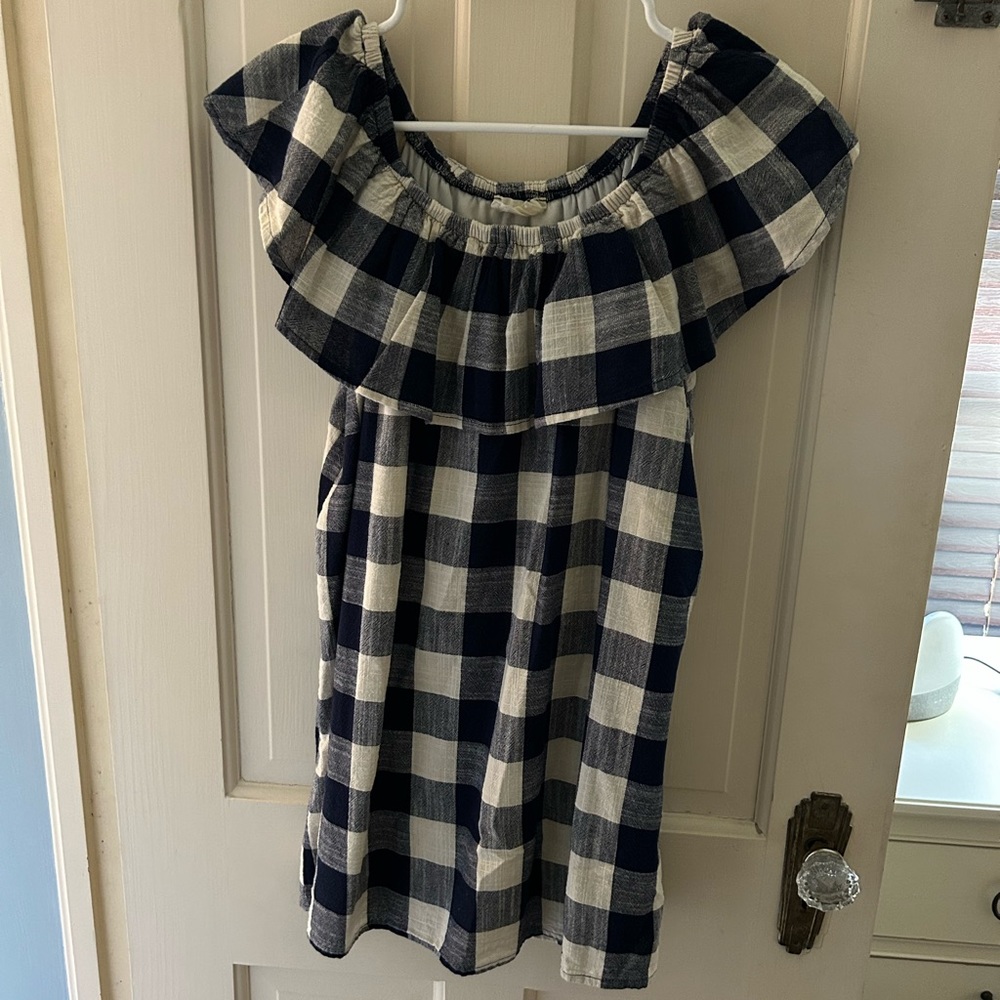 Off the shoulder boutique dress